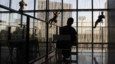 تنظيف نوافذ