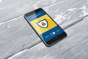 كيف تحمي نفسك من اختراق حساب الفيسبوك