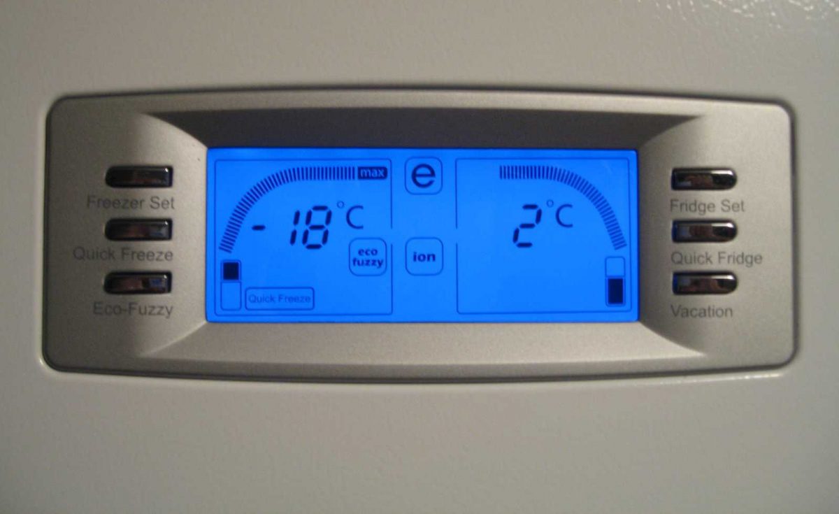 كيفية ضبط درجة حرارة الديب فريزر Freezer بخطوات بسيطة كماشة