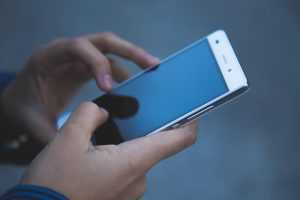 حل مشكلة إيقاف خدمات Google Play